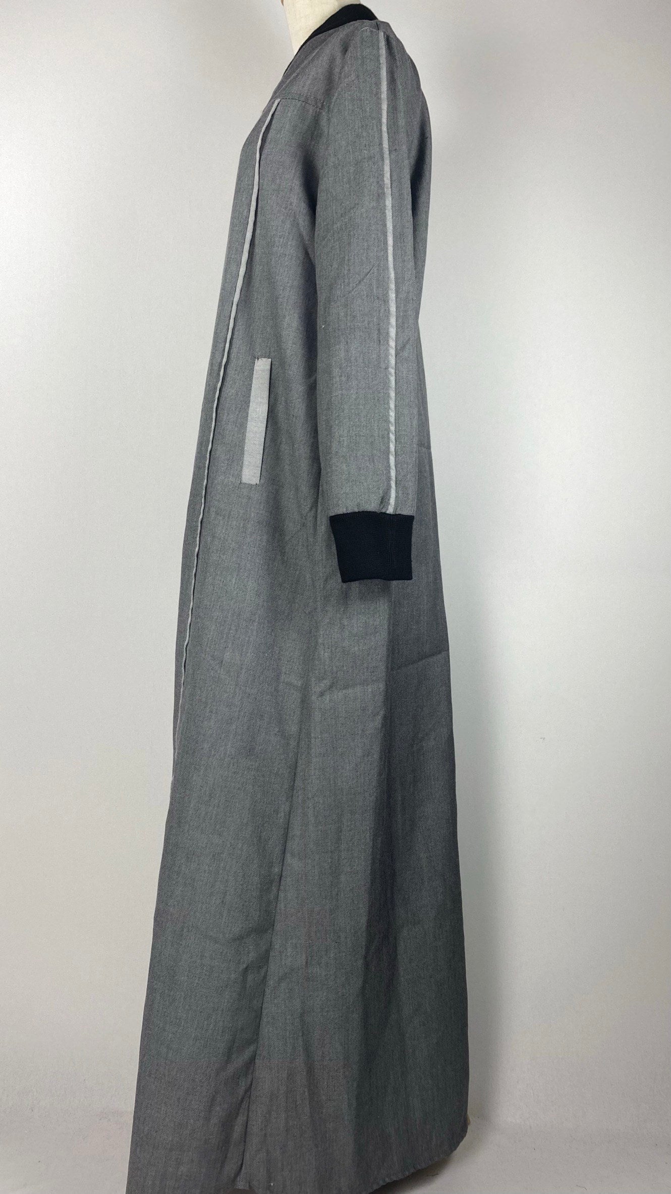 Long Sleeve Zip Up Abaya, Gray