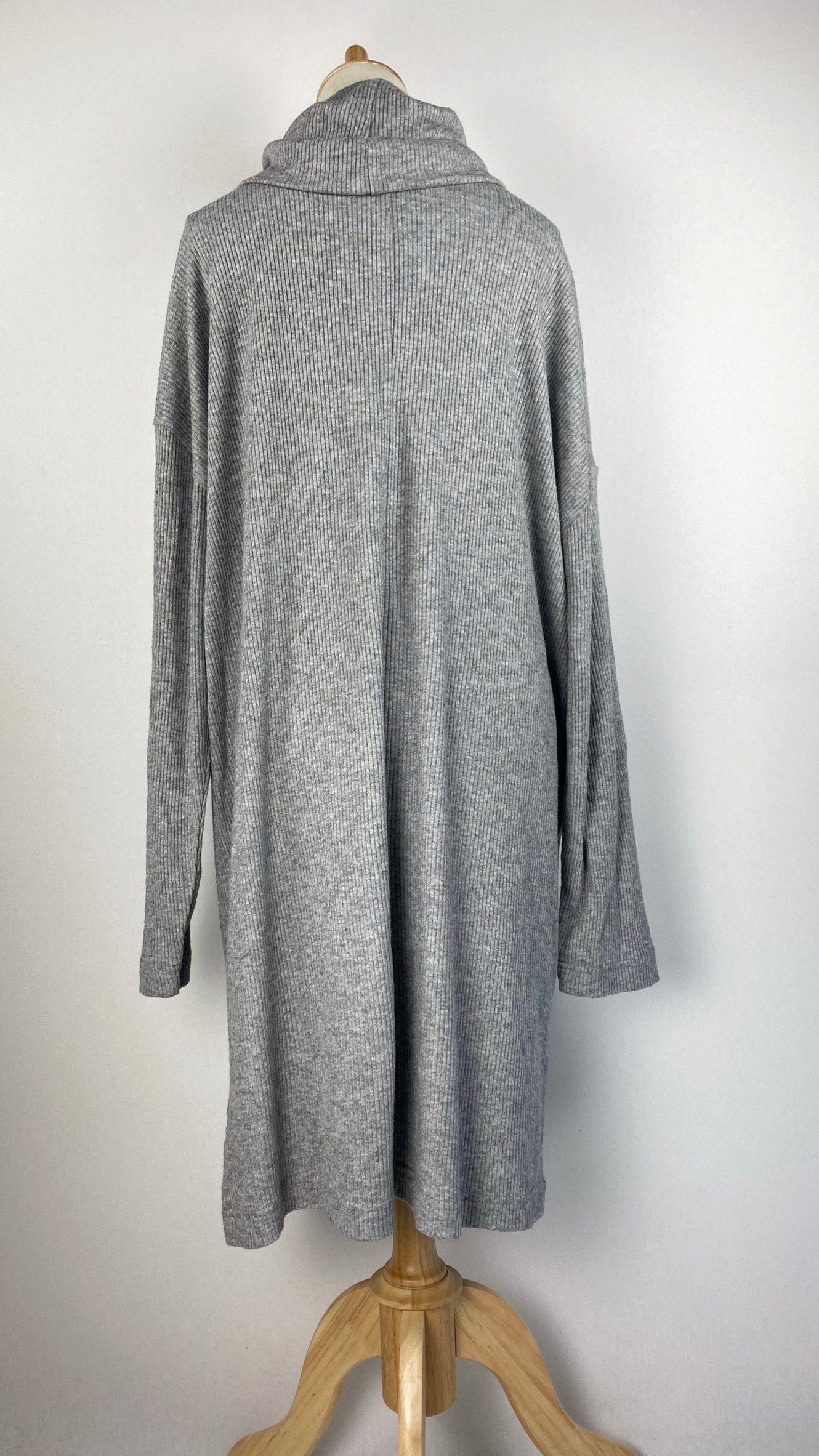 Long Sleeve Ribbed Turtle Neck Top, Gray